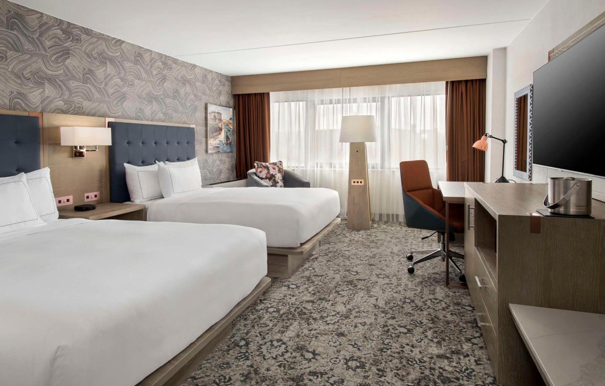 Hotel Doubletree By Hilton Poughkeepsie Esterno foto